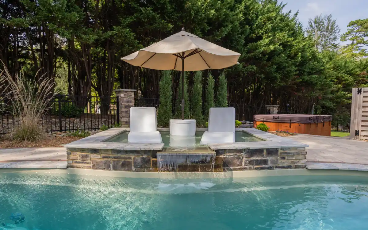 Pool_Maintenance-1Services Swimming pool maintenance services for Windsor and Essex County