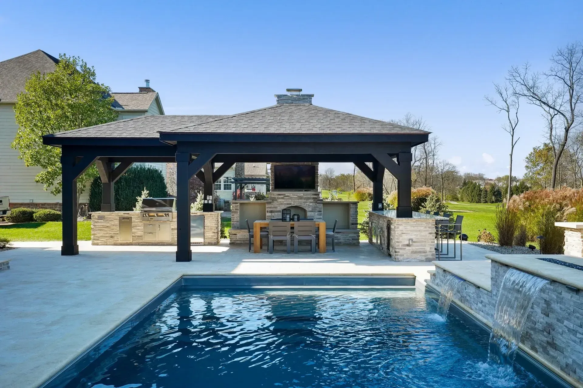 Services vailable from Leisure Pools Windsor-Essex